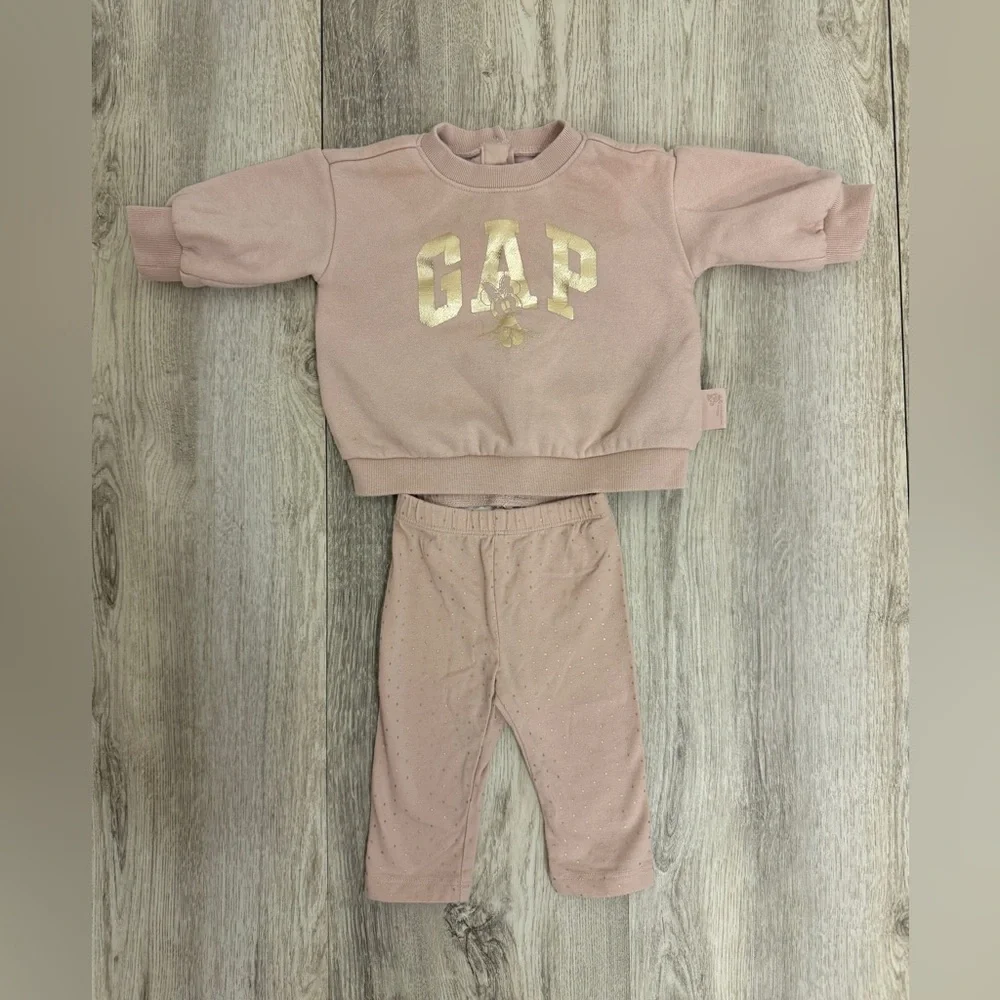 Gap Disney Minnie 0-3 Month Outfit